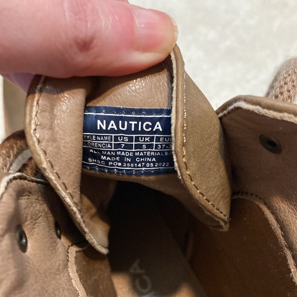 Pre loved Nautical hiking boots - Picture 6 of 11